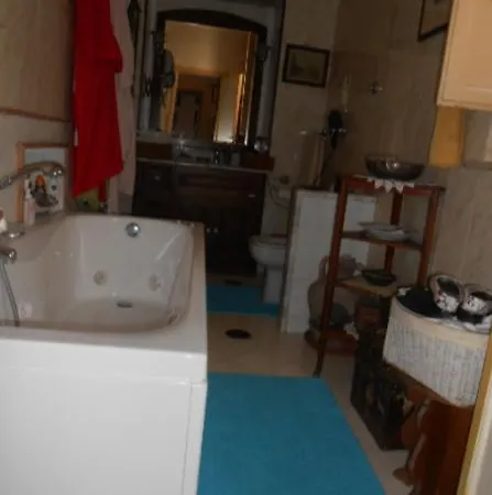Apartment Sulle Tracce Di Sofia Loren Naples
