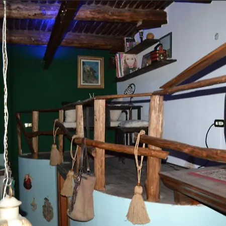 Sulle Tracce Di Sofia Loren Apartment